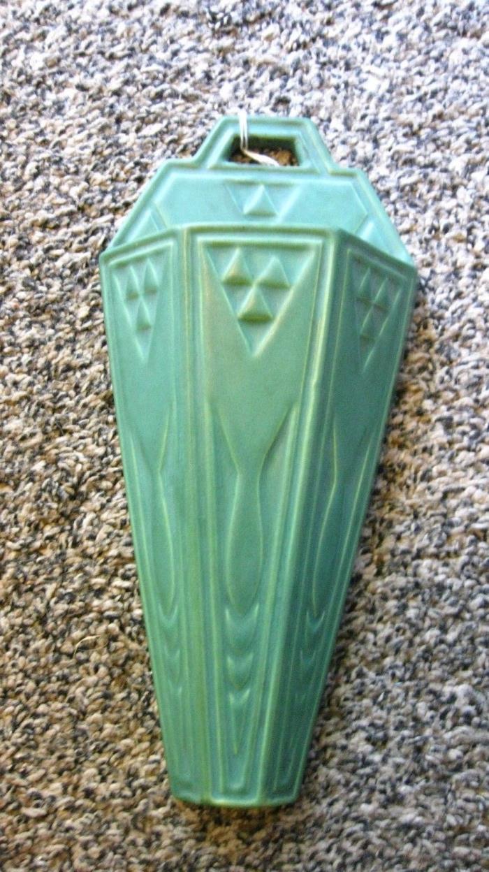 Roseville Ceramic Design Wall Pocket Mat Green # 1203