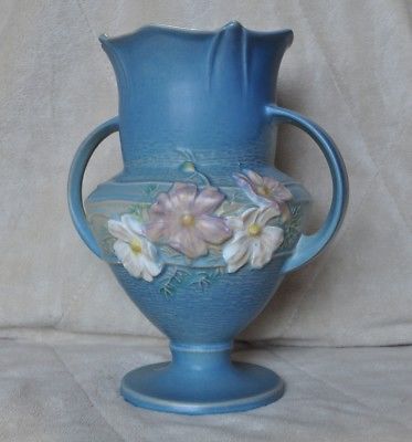 Vintage Roseville Pottery Vase - COSMOS  #135-8 