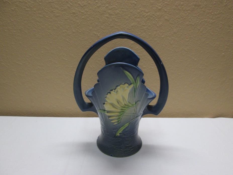 vtg roseville usa #392-10 basket vase/auction