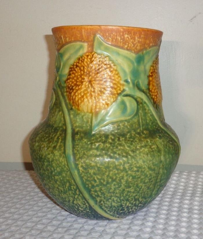 Beautiful vintage Large Roseville Pottery SUNFLOWER Bulbous Vase Marked! L@@K!