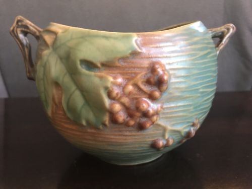 Vintage Roseville Pottery Bushberry Green Bowl Mint Condition