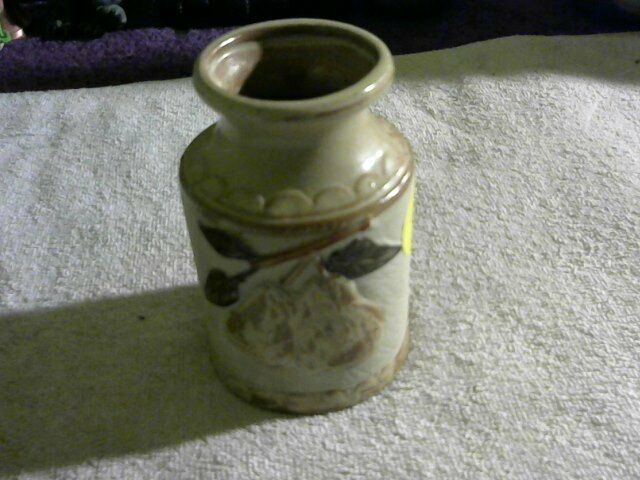 mini crock, pottery with pear design, great little collectible