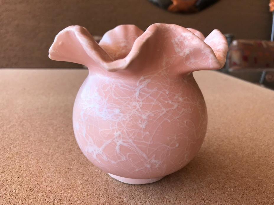 Shawnee Vase Pink Ruffled Rim Spatter Cobweb Peach Art Pottery USA Vintage VTG