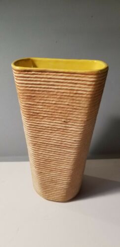 Vintage Shawnee Ribbed Rope #879 Vase Brown/Yellow