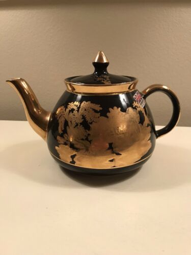 Vintage Gibsons Staffordshire England Gold On Black Teapot
