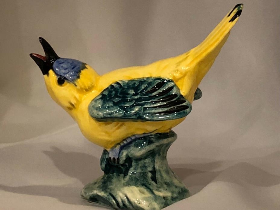 Vintage Stangl Bird Figurine Kentucky Warbler # 3598 Signed