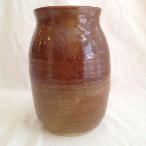 UNIQUEHandcrafted Pottery Brown Stoneware Vase Hand thrown Signed 1978