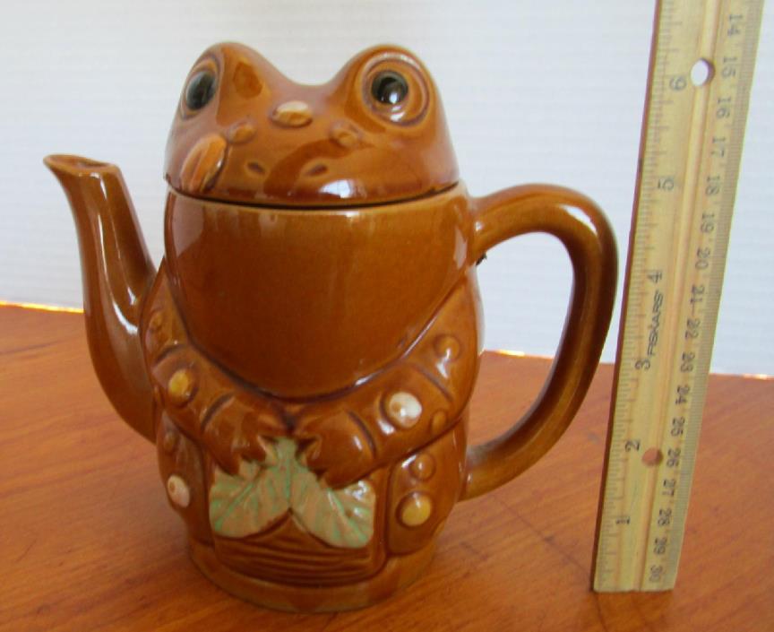 Vintage Stoneware Frog/Toad Teapot Tea Pot Made in Japan