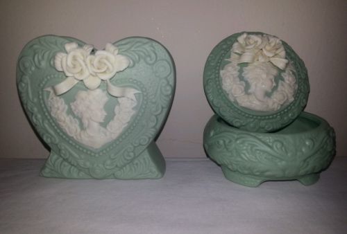 Green Jasperware Heart Vase & Trinket Box with Ivory Roses, Ribbon and Cameo
