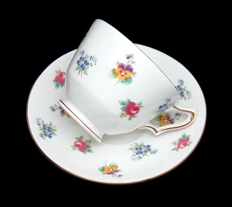 CROWN STAFFORDSHIRE ENGLAND MULTI FLOWER FLORAL FINE BONE CHINA CUP & SAUCER
