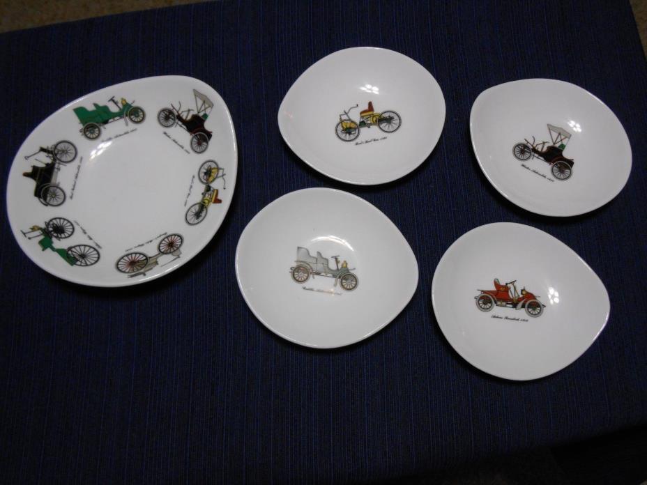 Queensberry Tableware Fine Bone China made by Crown Staffordshire England Bowls