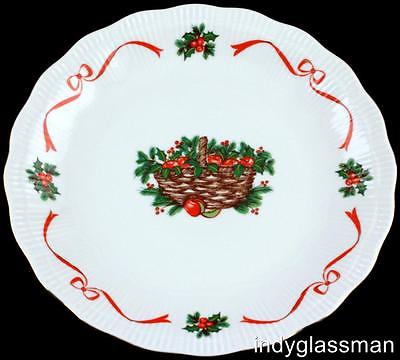 Walbrzych BASKET OF CHEER Dinner Plate HOLIDAY RIBBON (11 left)
