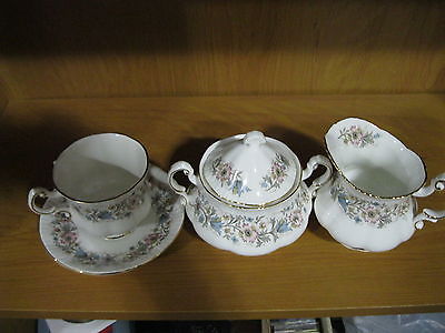 RARE PARAGON MEADOWVALE LL TEACUP SAUCER COVERED SUGARBOWL & CREAMER LOT