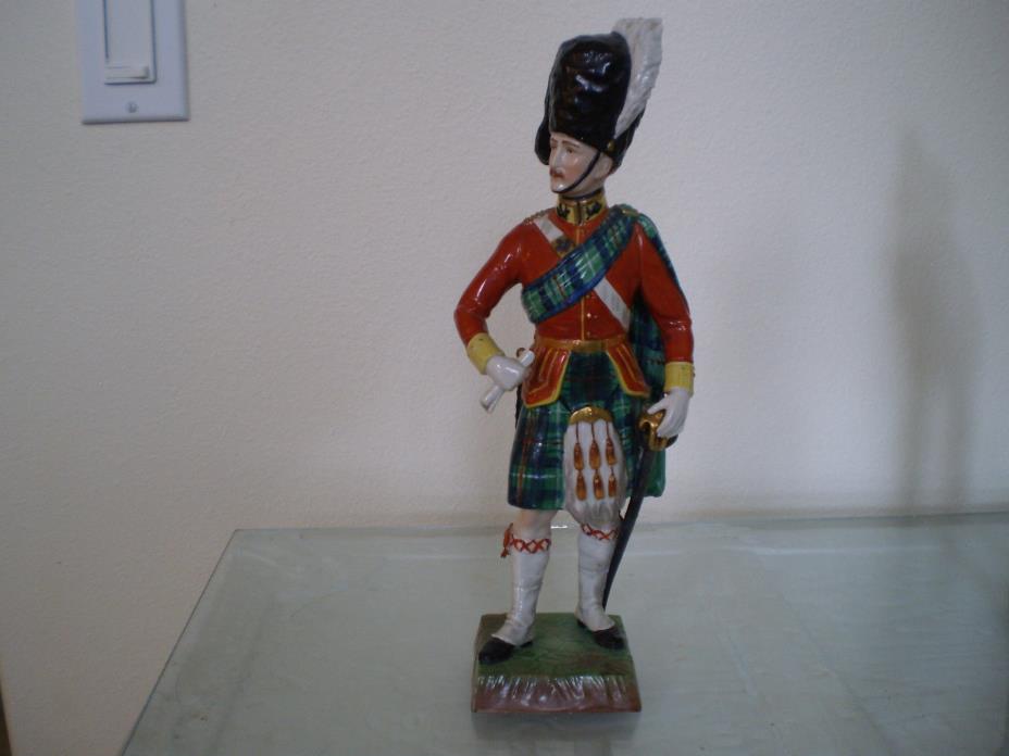 76nd Seaforth Highlanders - Dresden Carl Thieme porcelain soldier