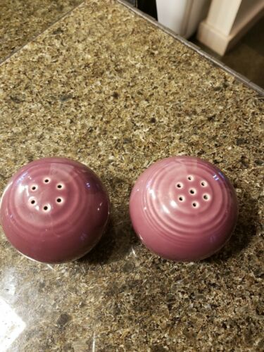 fiesta heather ball salt&pepper shakers. Excellent unused condition free ship!