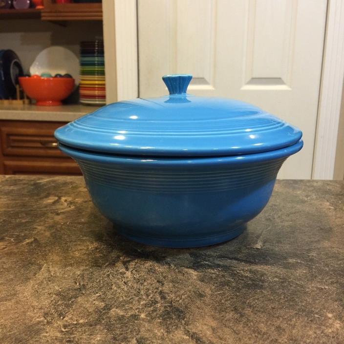 Fiesta Retired Covered Casserole - Peacock Blue