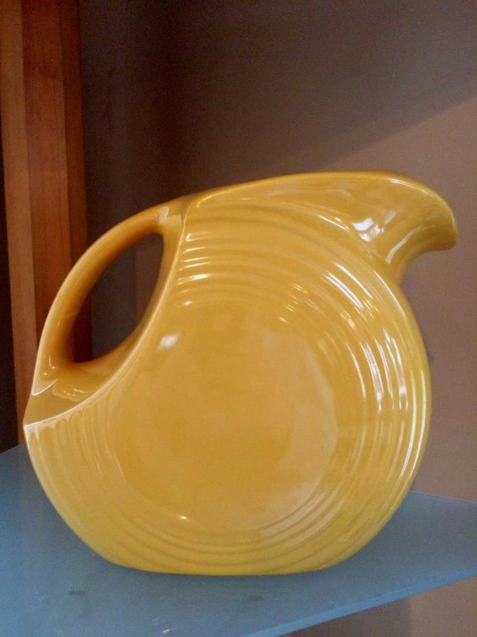 Fiesta Pottery Disc Water Pitcher in Original Yellow Glaze