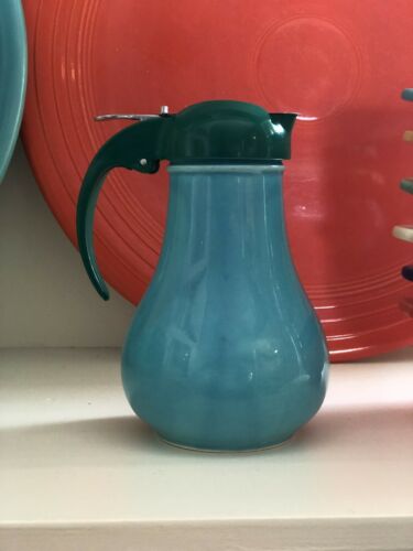 VINTAGE TURQUOISE FIESTA SYRUP WITH DRIPCUT LID, FIESTAWARE HOMER LAUGHLIN