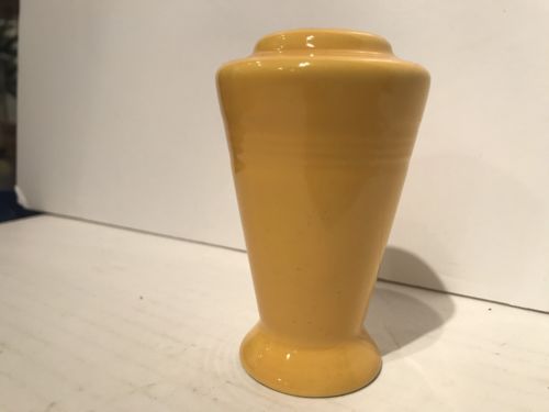 Vintage Harlequin Fiesta Yellow Shaker Homer Laughlin