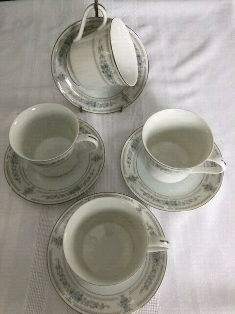 4 - Fine Porcelain Elington Footed Cups and Saucers with Platinum Trim Excellent