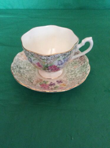 QUEEN ANNE BONE CHINA ENGLAND CUP & SAUCER CHINTZ