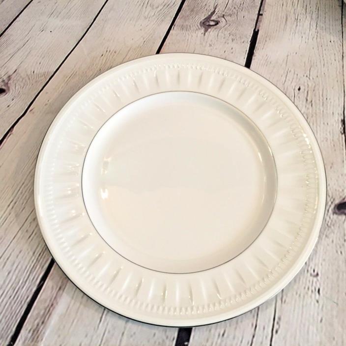 Vintage Wedgwood Colosseum Platinum White Bone China Replacement Dinner Plate