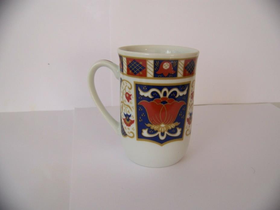 Derbyshire Fine China, Seymour Mann Tea Mug Floral Pattern