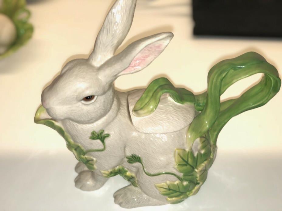 Fitz and Floyd bunny Le Lapin Soup Teapot