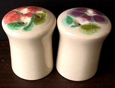 **FLORAL PAIR SALT & PEPPER SHAKERS FRANCISCAN CHINA 1971-1977 MS29-G