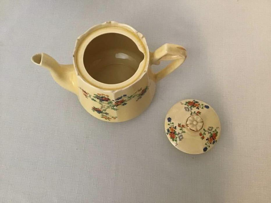 Vintage Argosy W. S. George Yellotone Teapot with lid