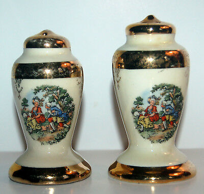 W.S. GEORGE COLONIAL COUPLE SALT AND PEPPER SHAKERS - HARD TO FIND