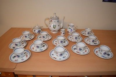 Richard Ginori Vintage Perugia Fruit Pattern Tea Service for 12