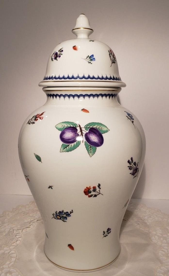 Richard Ginori Italian Fruit Vase with Cover 15 in.