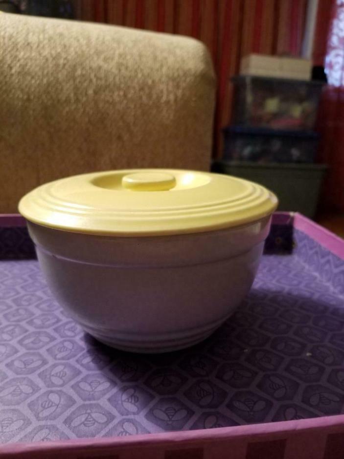 Art Deco Hall General Electric Yellow and Grey Round Dish with Lid