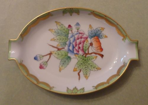 HEREND China QUEEN VICTORIA GREEN BORDER Vintage Porcelain PEONY Flower ASHTRAY