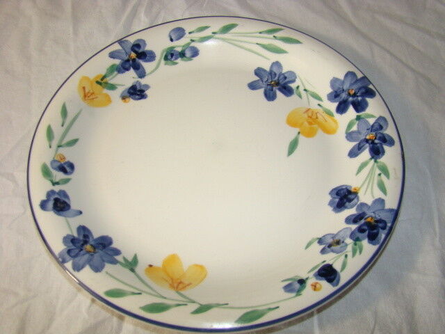 VINTAGE Home Essentials CHINA Dinner Plate Floral Blue Green Yellow Flowers