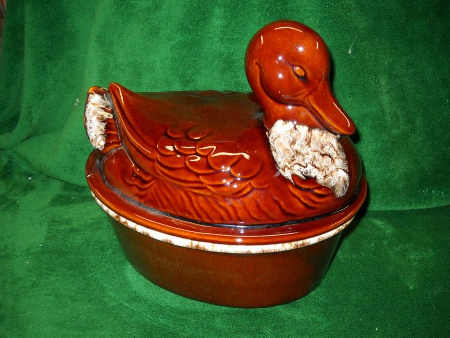 Vintage Hull Pottery Brown Drip Duck Casserole Dish