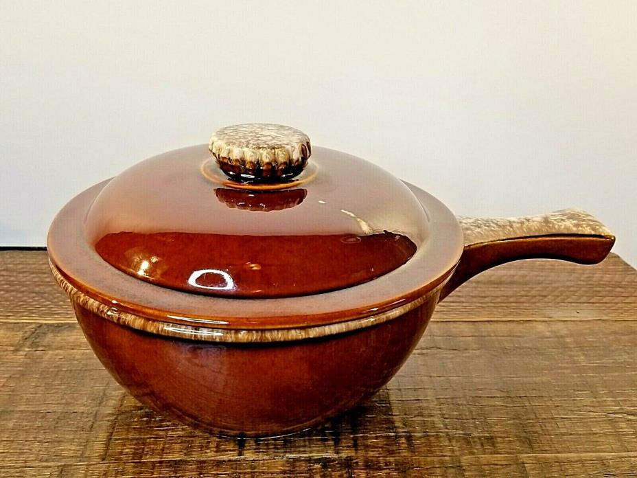 Hull Oven Proof USA 1.5 Qt Round Covered Casserole Dish Brown Drip with Handle