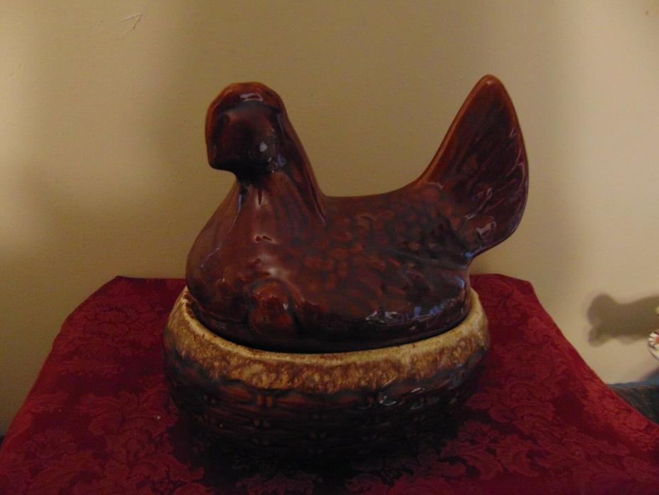 VINTAGE HULL HEN ON A NEST LARGE CASSEROLE/BAKING DISH~BROWN DRIP~