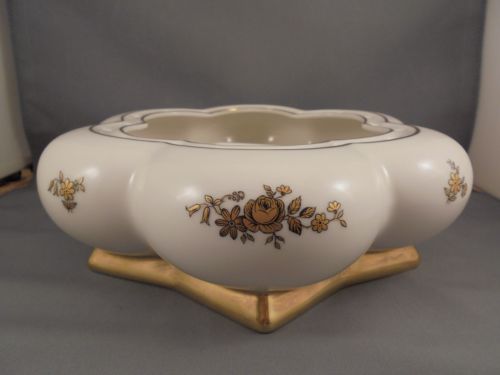 Vintage Hutschenreuther Porcelain Flower Frog Bowl w Pedestal Center Tutter