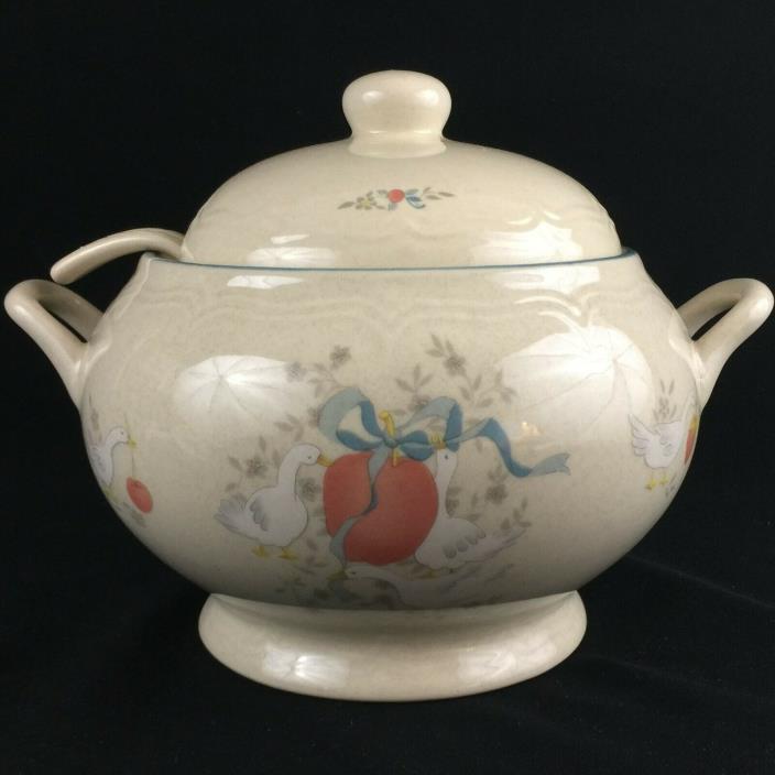 VTG Soup Tureen with Lid & Ladle by International China Marmalade Geese Japan