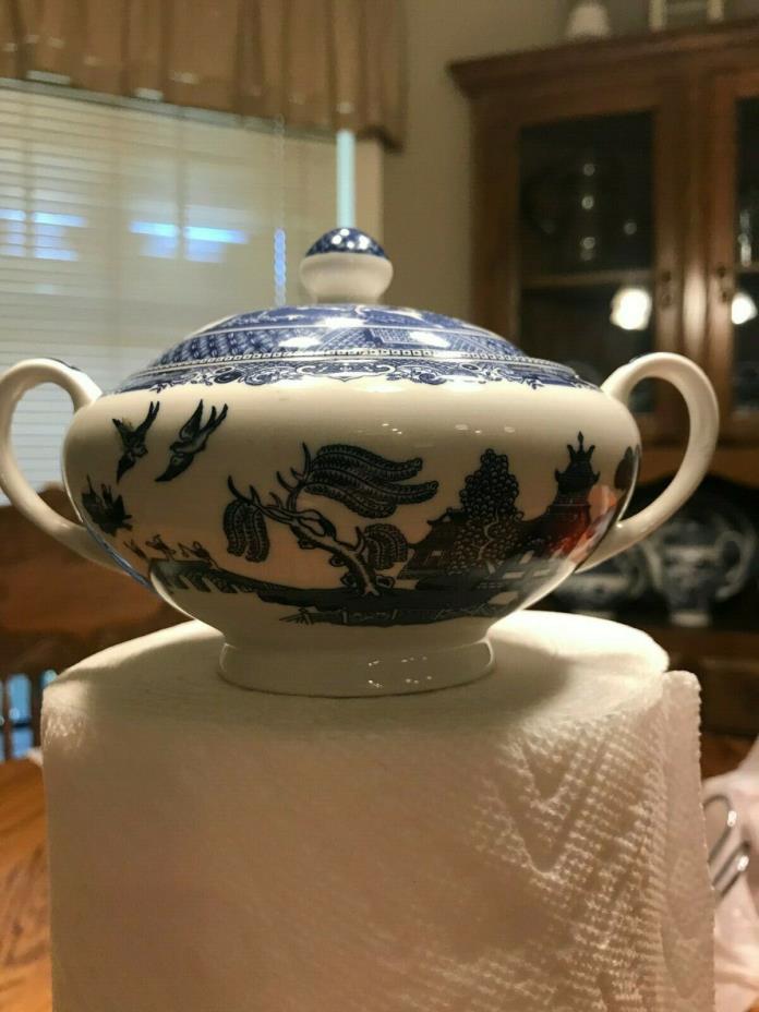 Johnson Brothers Blue Willow Sugar Bowl with lid