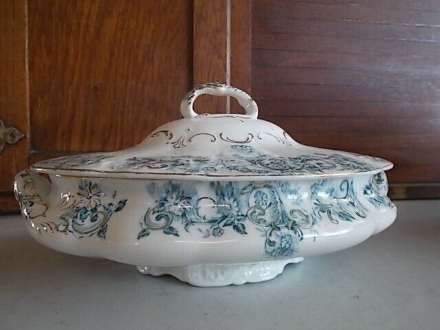 Vtg.Covered Casserole Serving Dish Taylor & Knowles East Liverpool Ohio USA Blue
