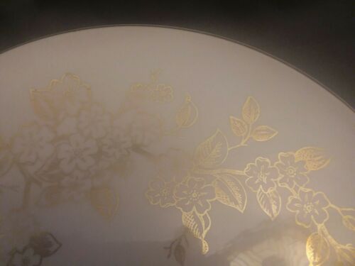 Edwin M. Knowles Apple Blossom China Dinner Plate 22 Karat Gold Tableware Floral