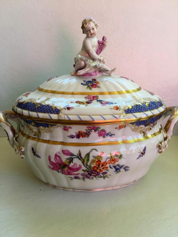 antique porcelain tureen KPM