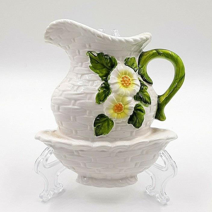 Vintage Geo Z Lefton Ceramic Daisy Basket Weave Pitcher Wall Pocket Vase 4467