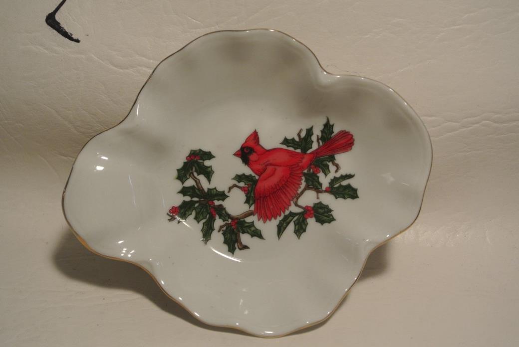 Lefton Cardinal with Holly Sm. Candy Dish