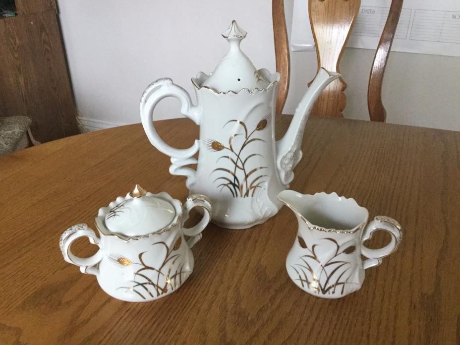 BEAUTIFUL Lefton China TEA SET,  Tea Pot, Sugar Bowl w/ lid & Creamer -GOLD TRIM