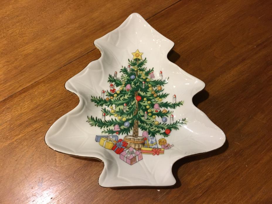 Vintage Lefton Christmas Tree Shaped Candy / Nut Dish # 1200