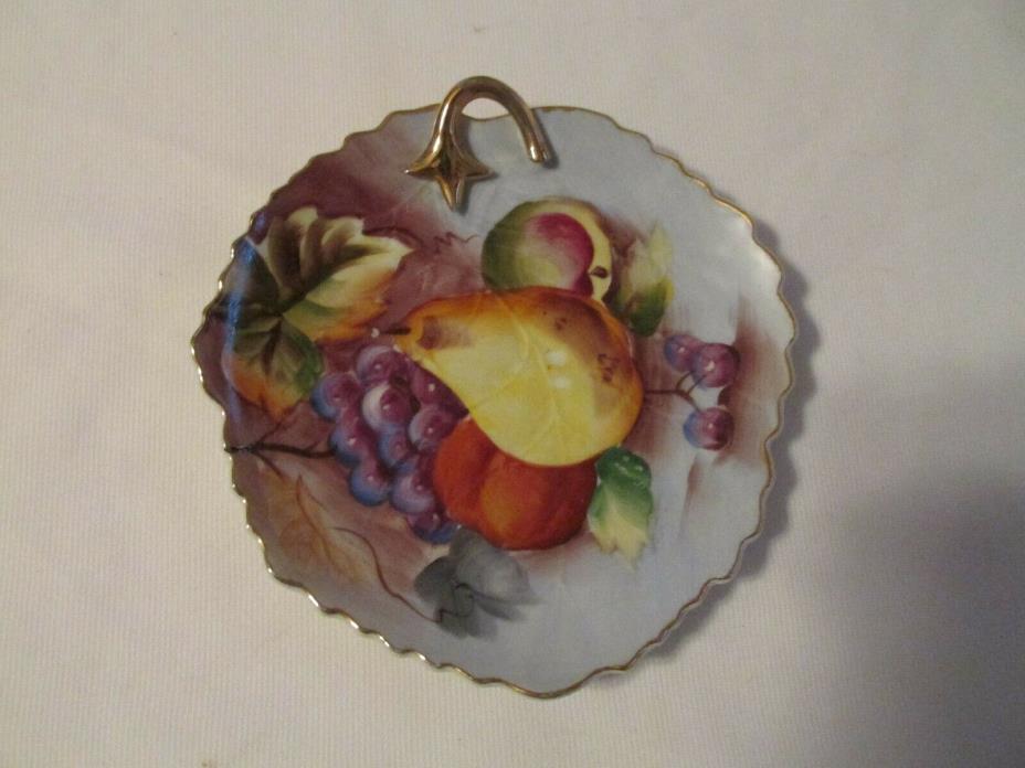 Vintage LEFTON Hand Painted Leaf Shaped Dish Plate NE 201278